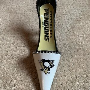 New Pittsburgh Penguins decorative wine holders